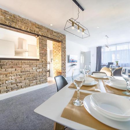 Contractor Accommodation Near Heathrow, Windsor Minutes From M4 سلوف المظهر الخارجي الصورة
