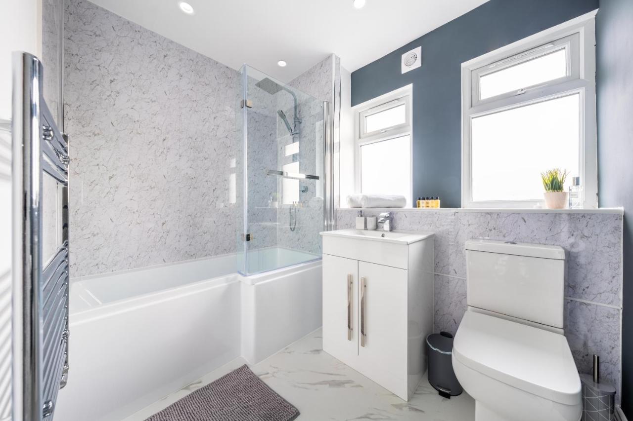 Contractor Accommodation Near Heathrow, Windsor Minutes From M4 سلوف المظهر الخارجي الصورة