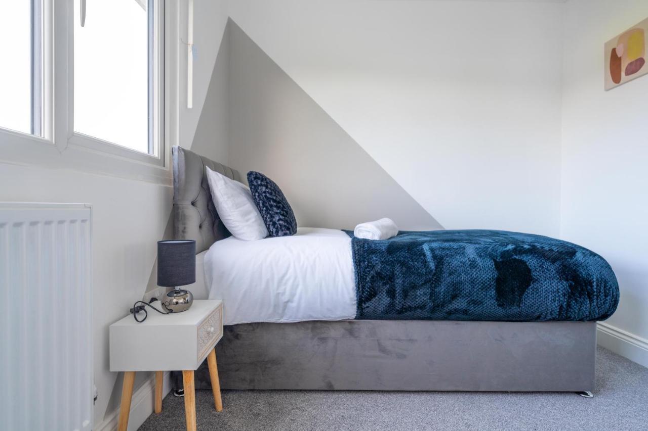 Contractor Accommodation Near Heathrow, Windsor Minutes From M4 سلوف المظهر الخارجي الصورة